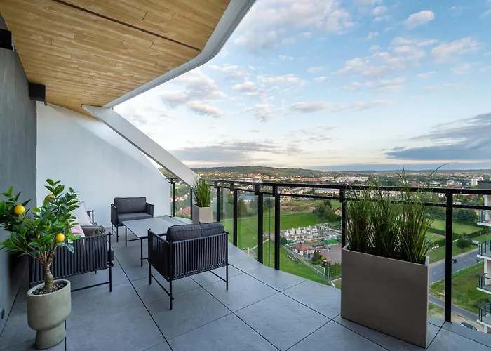 Piekny Widok Na Jezioro I Plaze Parking W Garazu By Renters Apartman Rzeszów