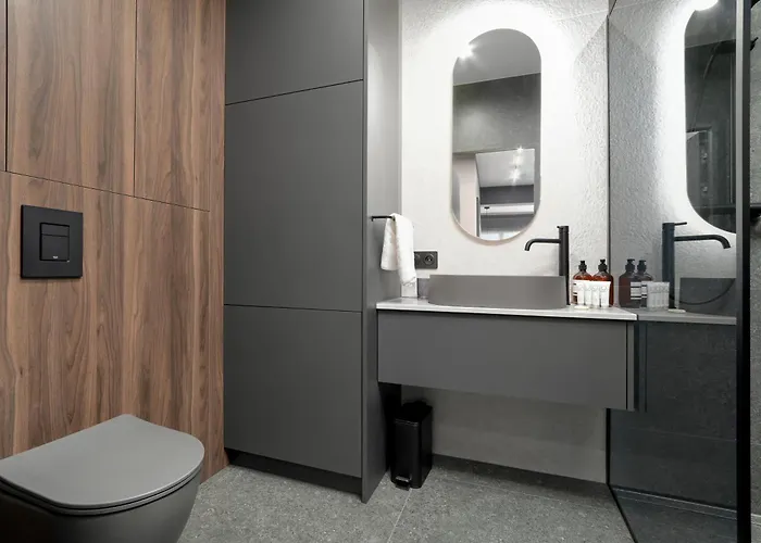 Piekny Widok Na Jezioro I Plaze Parking W Garazu By Renters Apartman Rzeszów