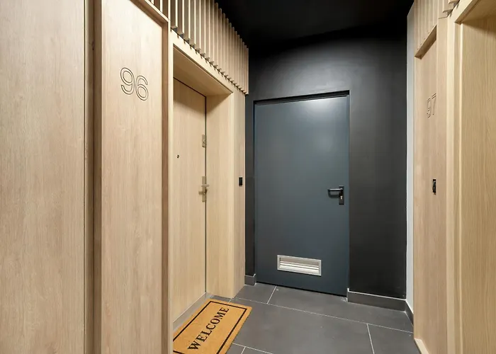 Apartman Piekny Widok Na Jezioro I Plaze Parking W Garazu By Renters